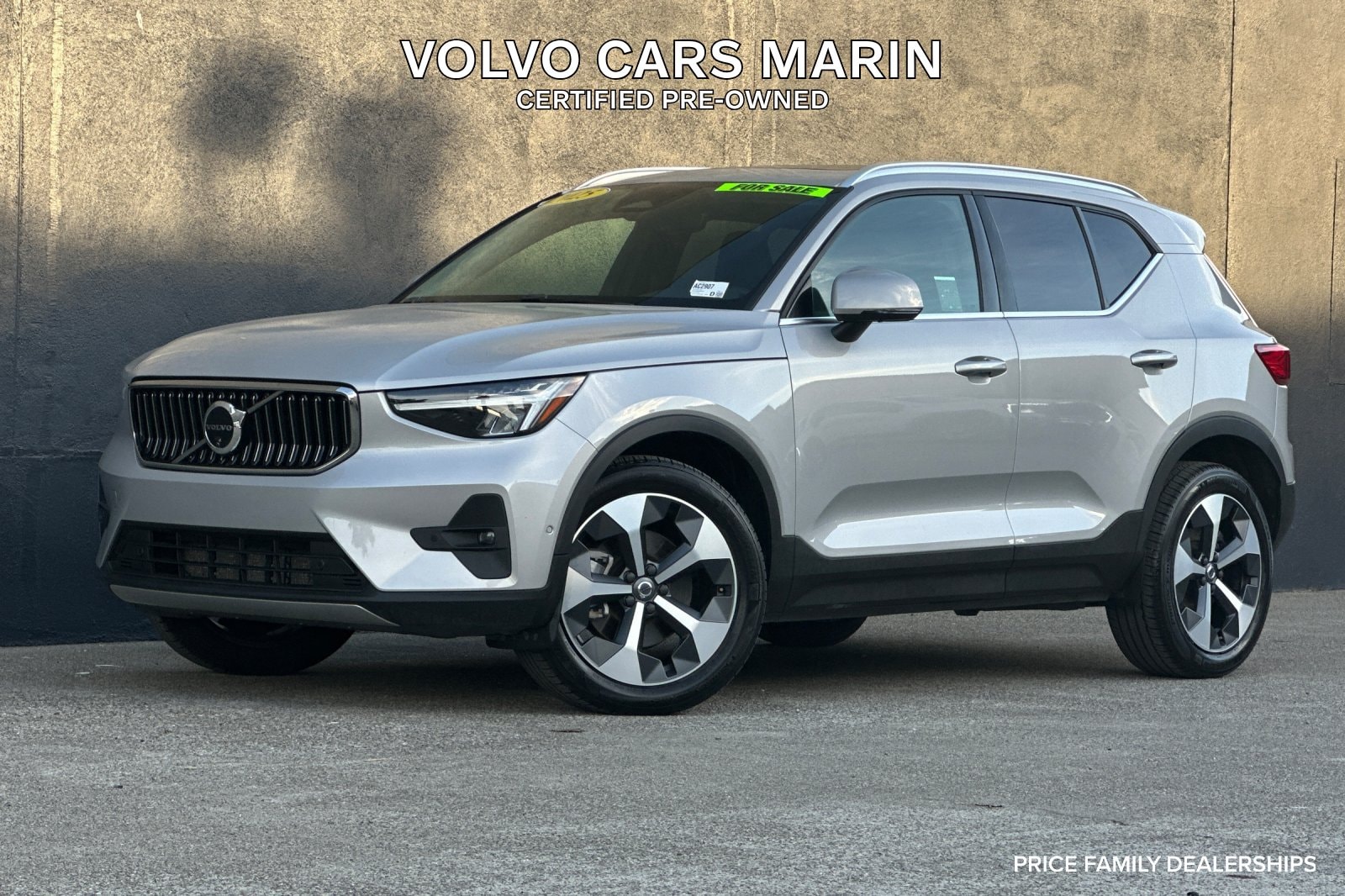 2025 Volvo XC40 Plus