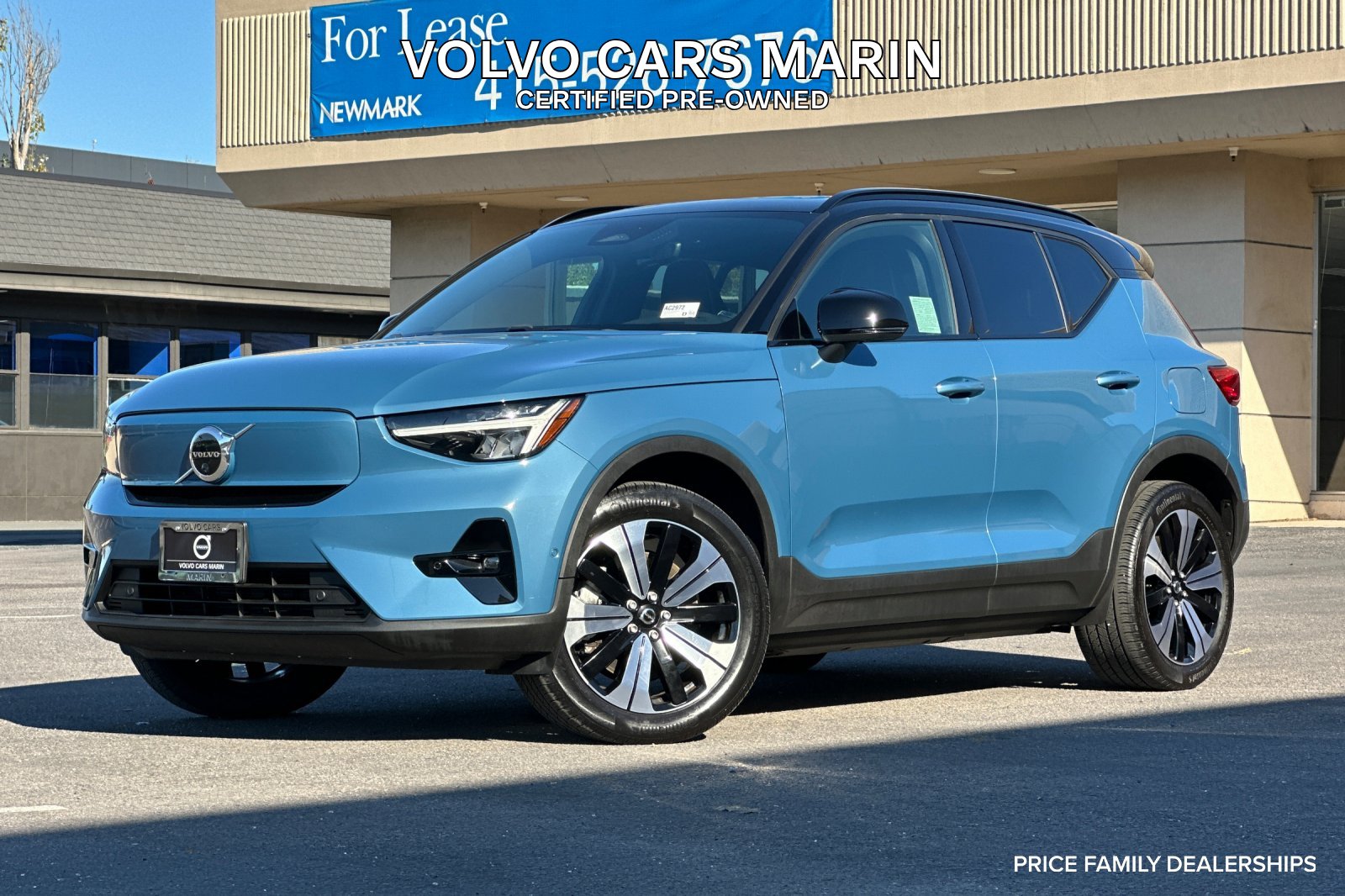 2023 Volvo XC40 Plus