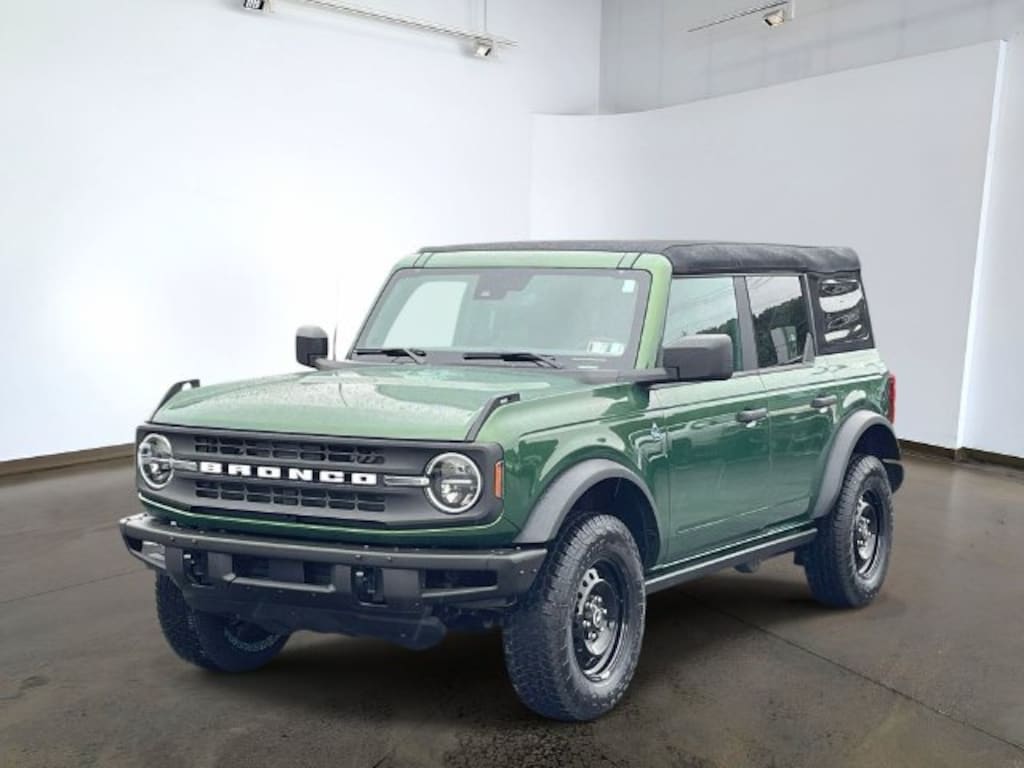 Used 2023 Ford Bronco Black Diamond SUV