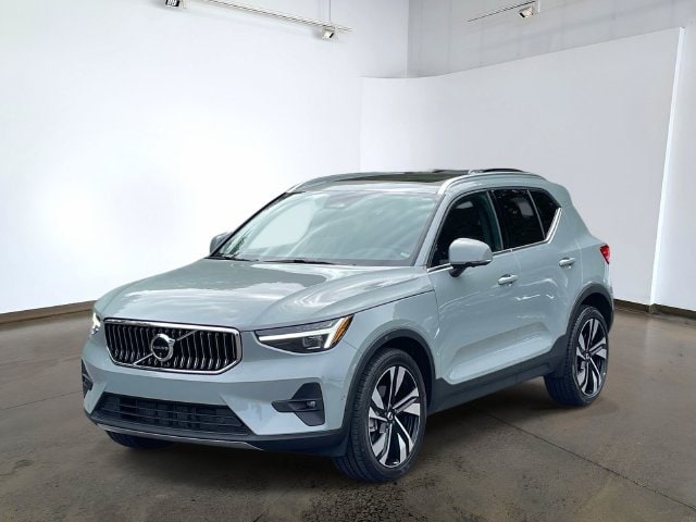 2024 Volvo XC40