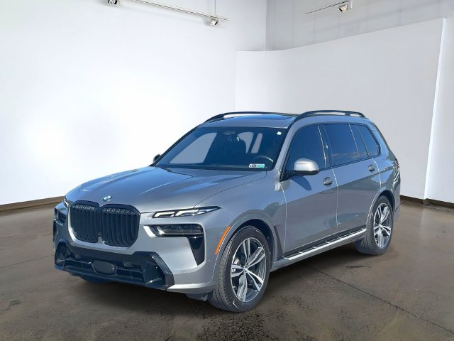 2023 BMW X7 40i