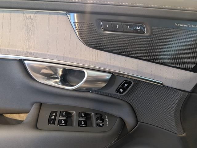 2026 Volvo XC90 Ultra - Photo 8