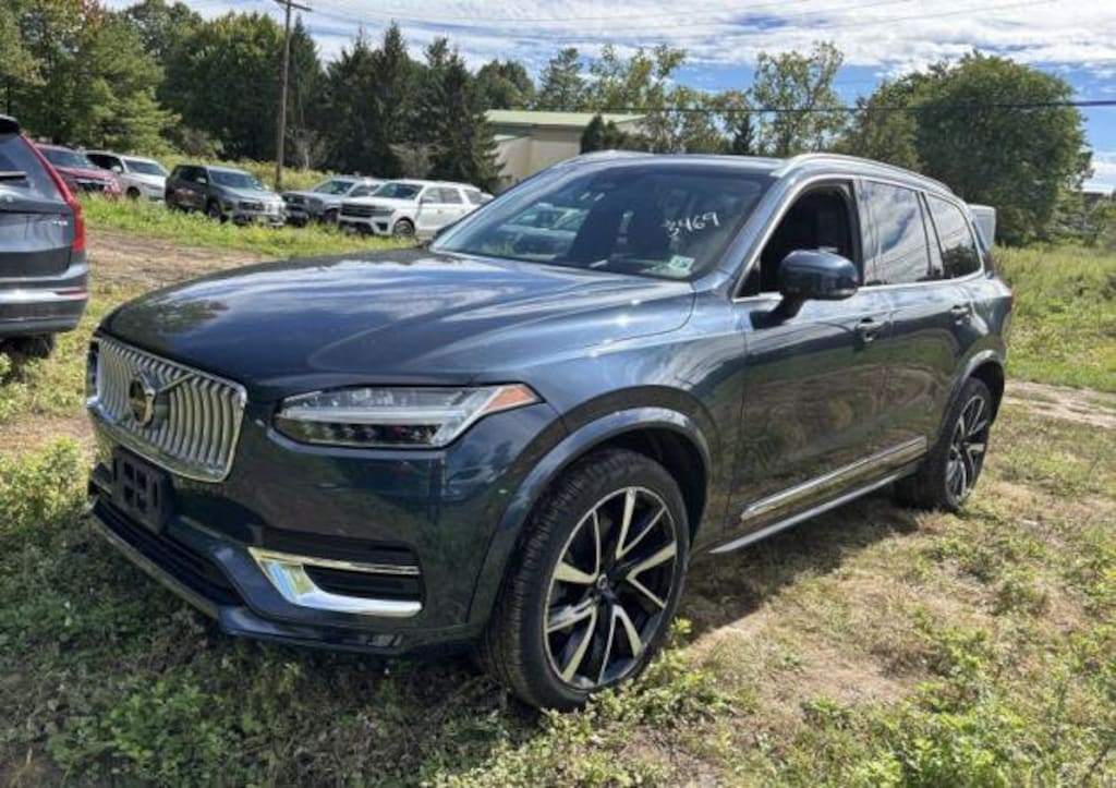 Used 2023 Volvo XC90 B5 AWD Plus SUV
