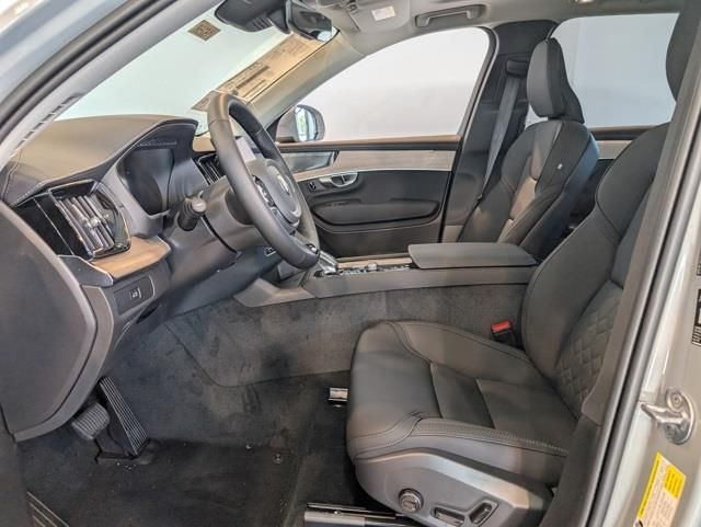 New 2026 Volvo XC90 B6 Plus 7-Seater SUV