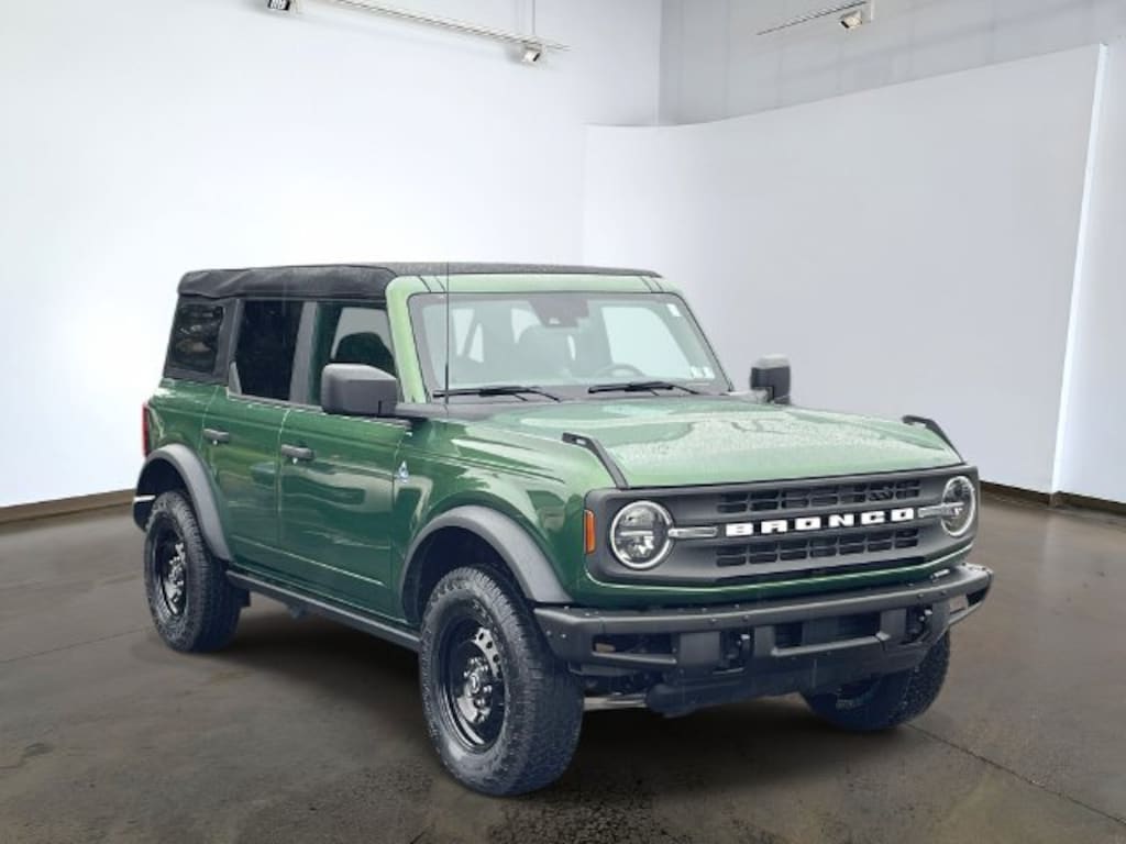 Used 2023 Ford Bronco Black Diamond SUV