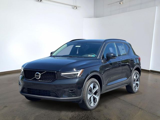 New 2026 Volvo XC40 B5 Plus SUV