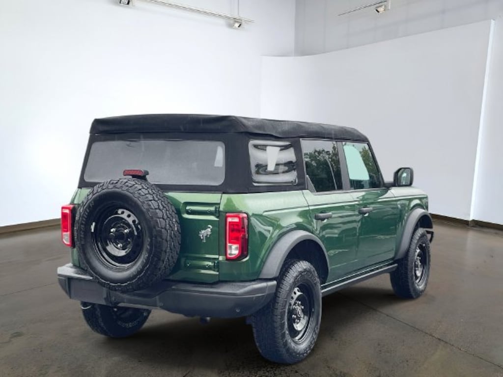Used 2023 Ford Bronco Black Diamond SUV