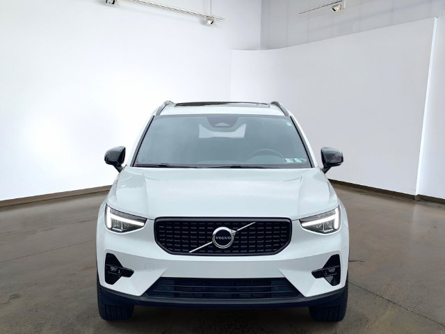 YV4L12UW3P2051007
