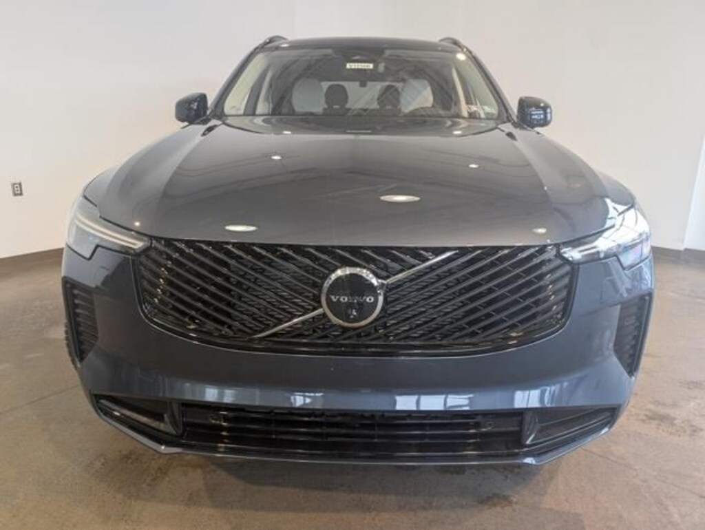 New 2026 Volvo XC90 B6 Ultra Dark Theme 7-Seater SUV