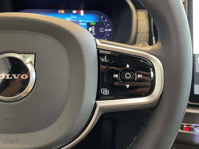 2026 Volvo XC90 Plus - Photo 39