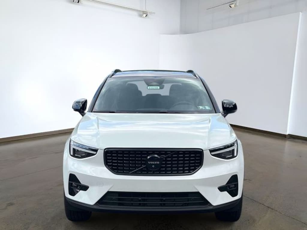 New 2026 Volvo XC40 B5 Ultra Black Edition SUV