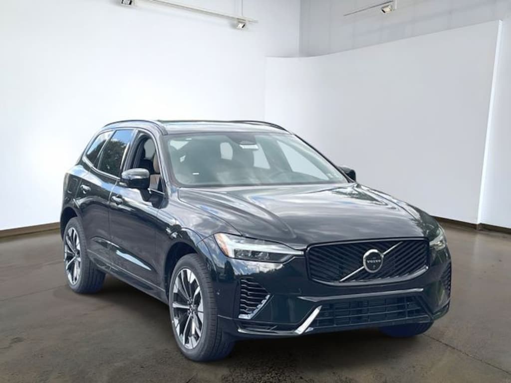 New 2026 Volvo XC60 plug-in hybrid T8 Plus SUV