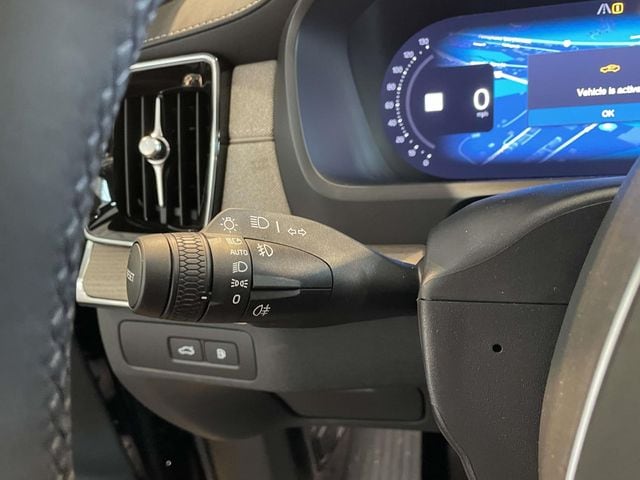 2026 Volvo XC90 Plus - Photo 40