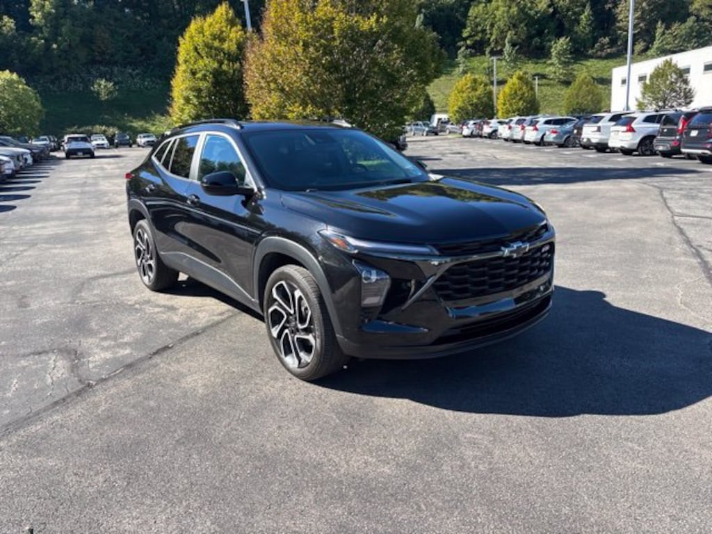 Used 2024 Chevrolet Trax 2RS SUV