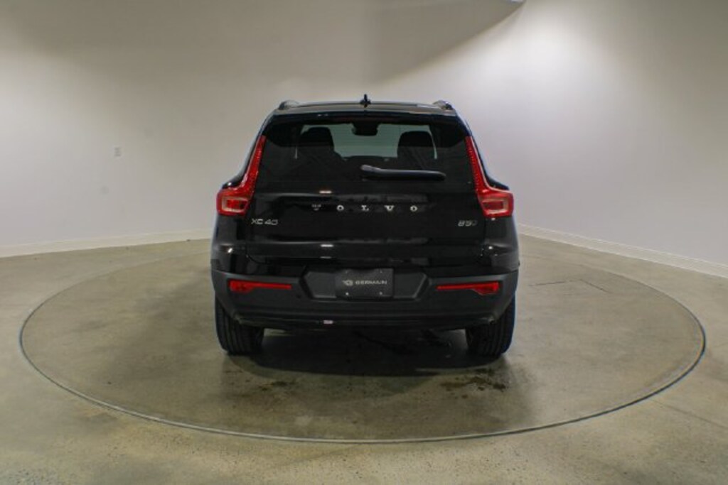New 2026 Volvo XC40 B5 Plus SUV