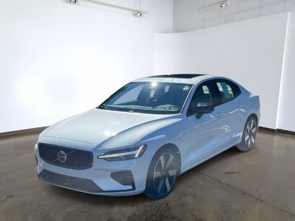 Certified 2024 Volvo S60 plug-in hybrid T8 Plus Dark Sedan