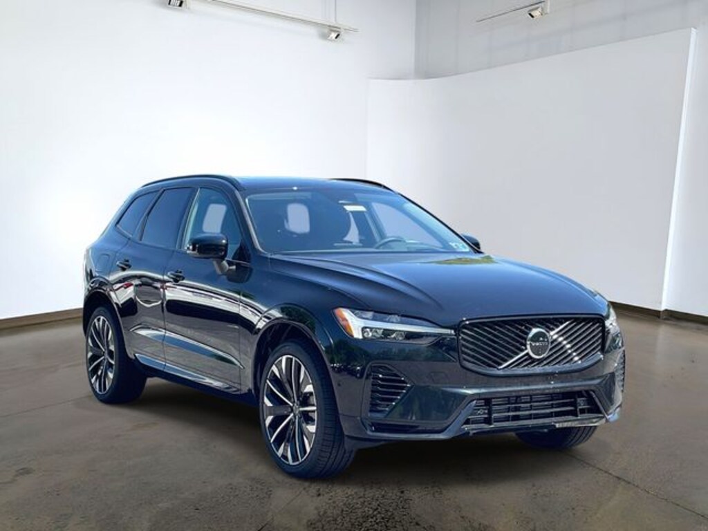 New 2026 Volvo XC60 plug-in hybrid T8 Ultra SUV
