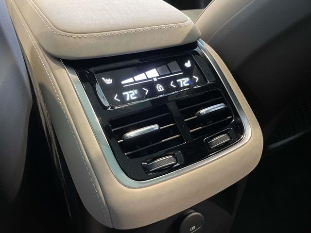 2026 Volvo XC90 Plus - Photo 23