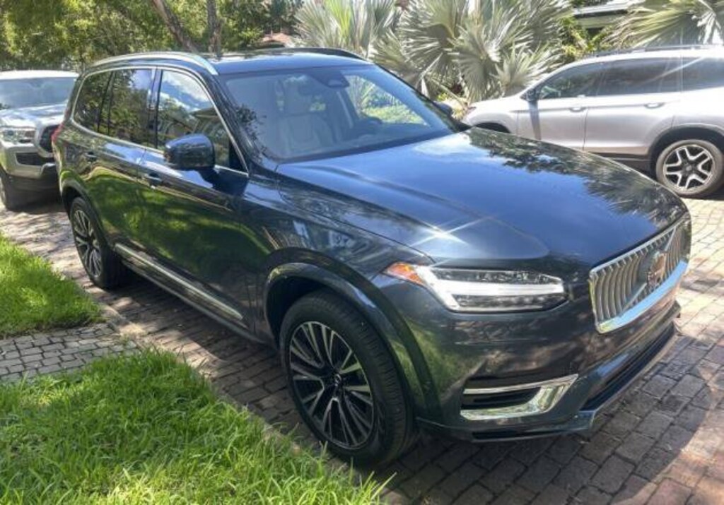 Used 2025 Volvo XC90 Plug-In Hybrid T8 Plus SUV