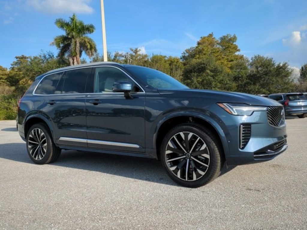 New 2026 Volvo XC90 B6 Plus 7-Seater SUV