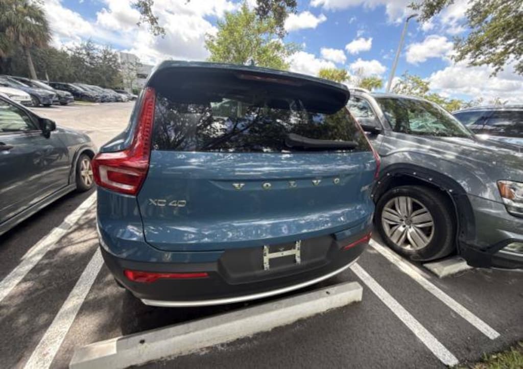 Used 2024 Volvo XC40 B5 Plus Bright Theme SUV