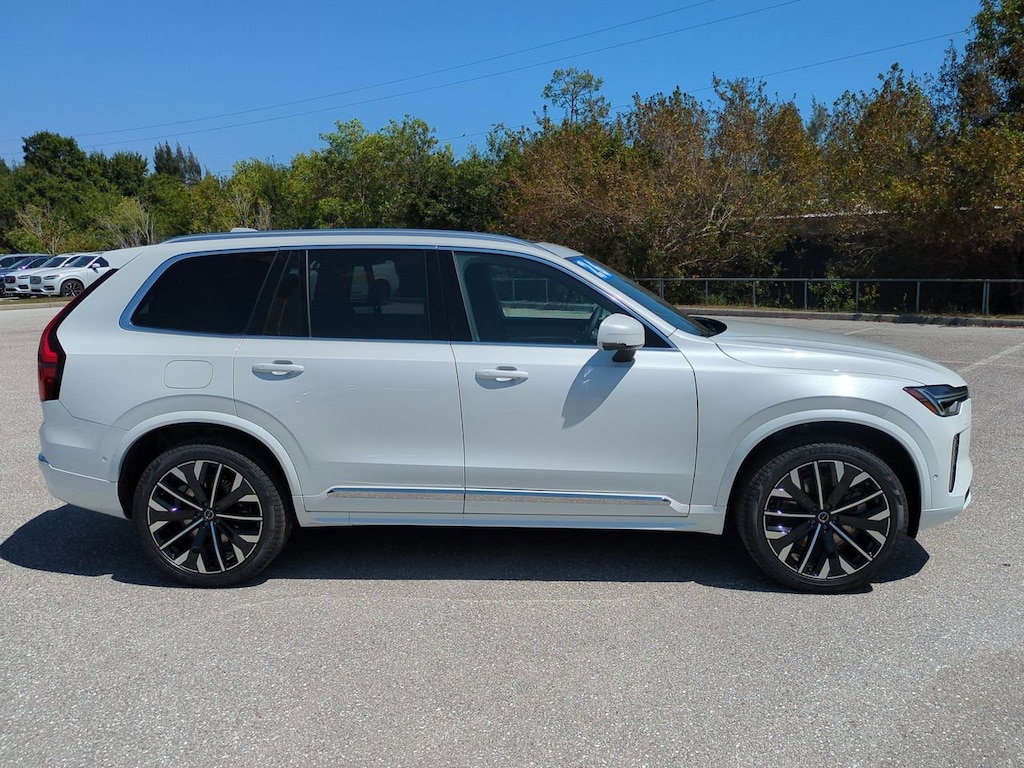New 2026 Volvo XC90 plug-in hybrid T8 Plus 7-Seater SUV