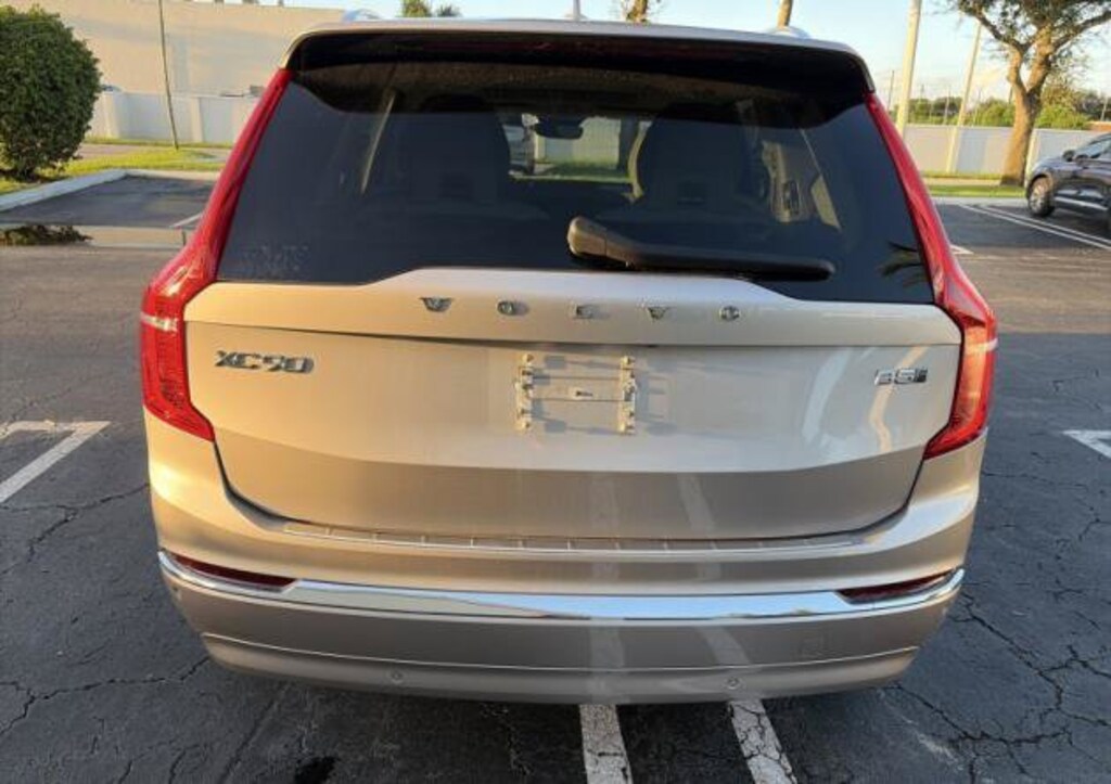 Used 2024 Volvo XC90 B5 Core SUV