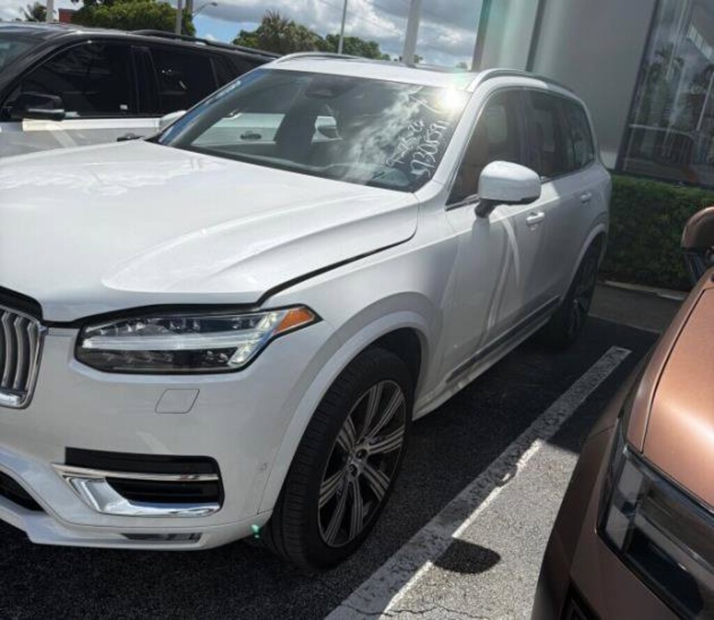 Used 2025 Volvo XC90 B5 Ultra SUV