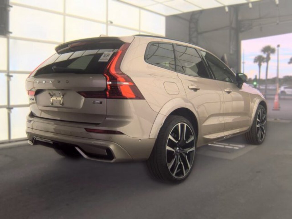 Used 2024 Volvo XC60 B5 Ultimate Dark Theme SUV