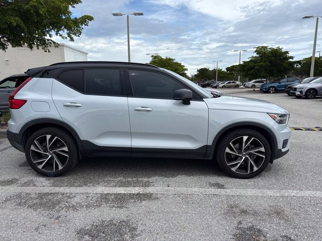 Used 2021 Volvo XC40 R-Design SUV