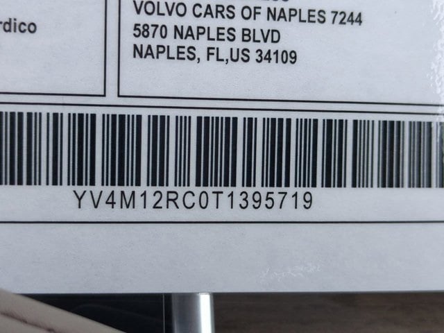 2026 Volvo XC60 Plus - Photo 32