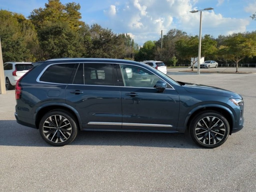 New 2026 Volvo XC90 B6 Plus 7-Seater SUV