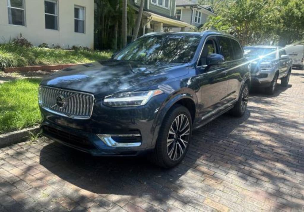 Used 2025 Volvo XC90 Plug-In Hybrid T8 Plus SUV