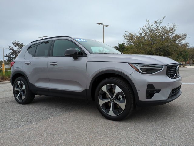 Used 2026 Volvo XC40 B5 Plus SUV