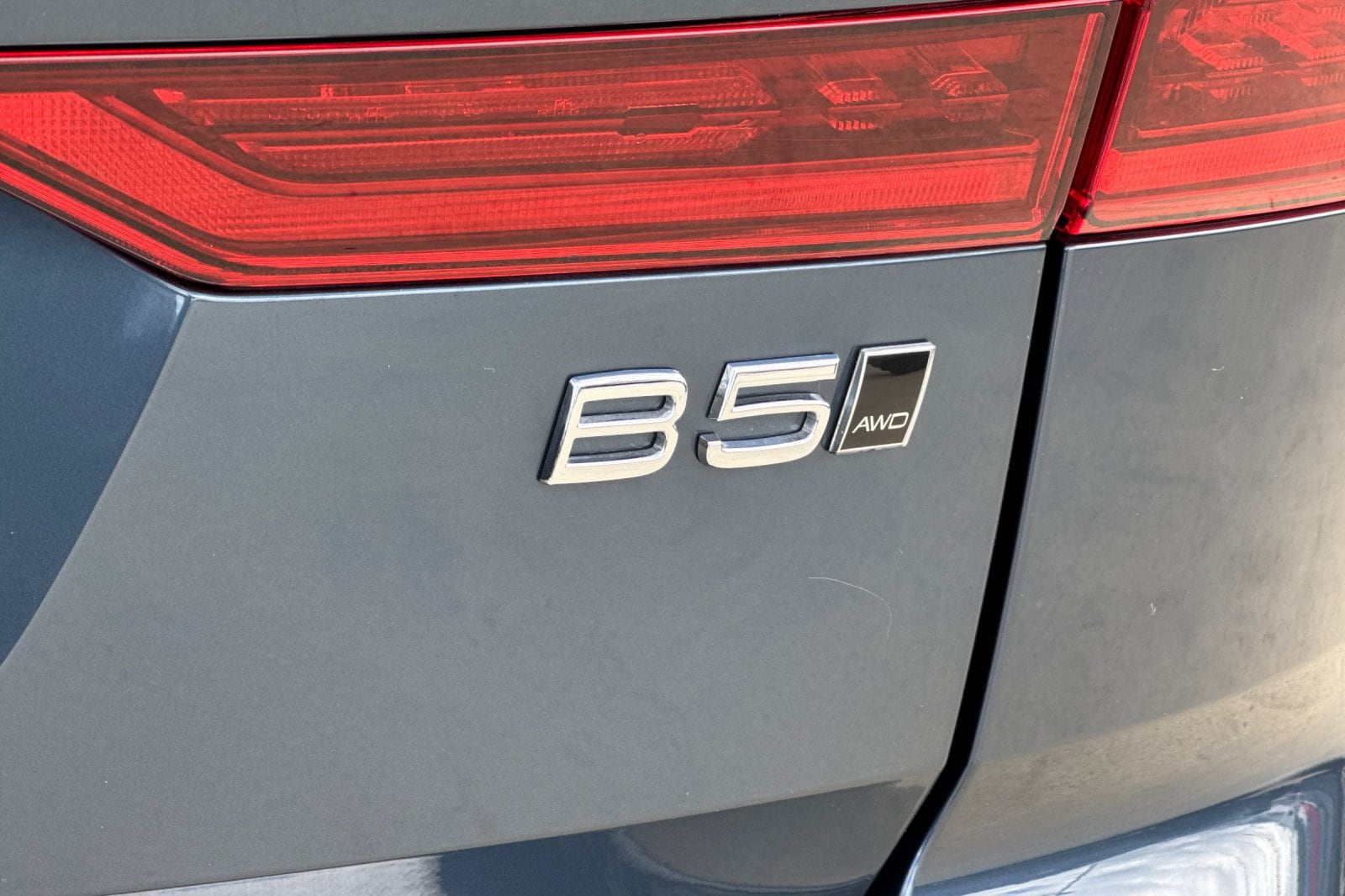 2026 Volvo XC60 Plus - Photo 33