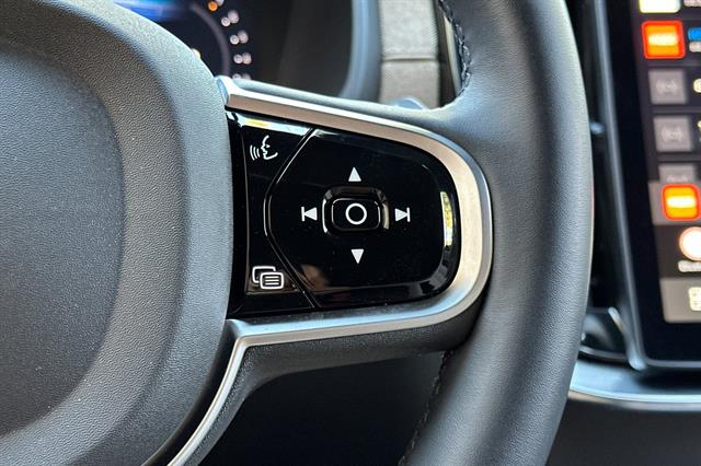 2026 Volvo XC90 Plus - Photo 28