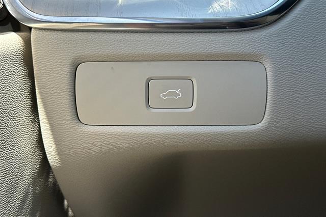 2026 Volvo XC60 Ultra - Photo 31