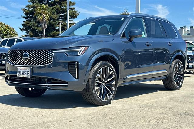 2026 Volvo XC90 Plus - Photo 7