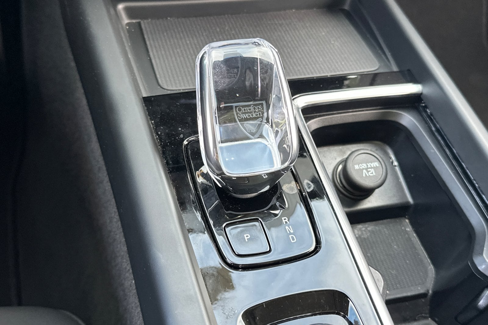 2026 Volvo XC60 Plus - Photo 23