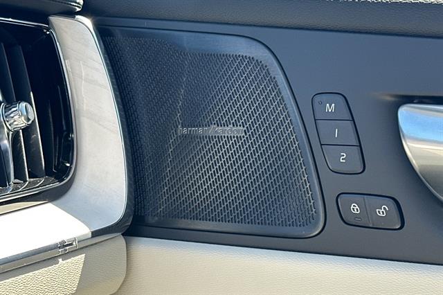 2026 Volvo XC60 Ultra - Photo 20