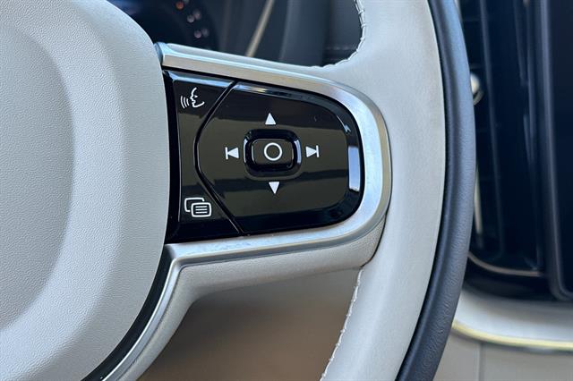 2026 Volvo XC60 Ultra - Photo 28