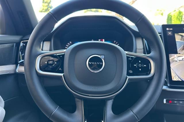 2026 Volvo XC90 Plus - Photo 26