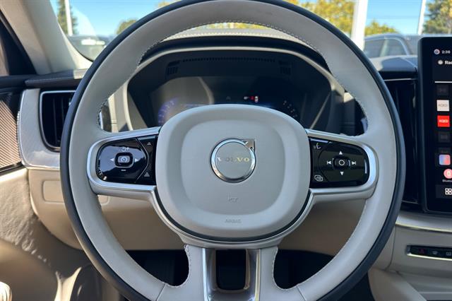 2026 Volvo XC60 Ultra - Photo 26
