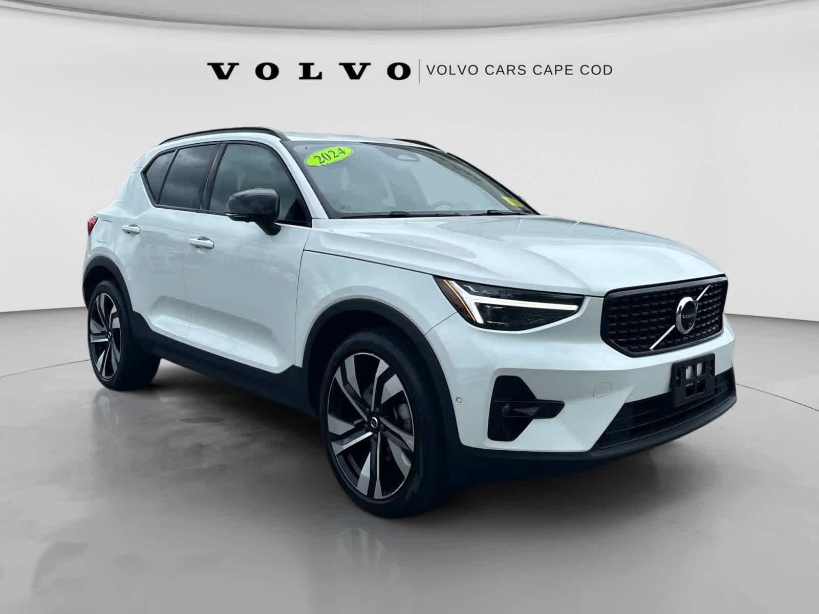 2024 Volvo XC40