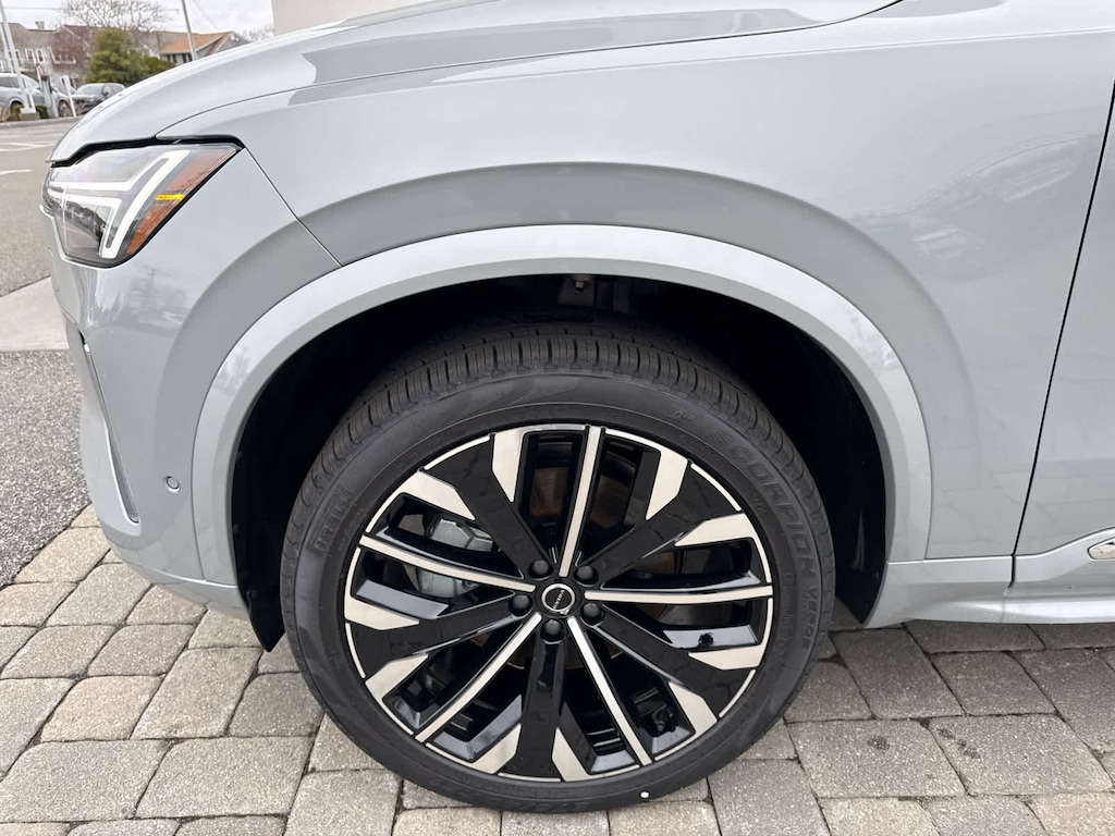 Used 2026 Volvo XC90 B6 Ultra 7-Seater SUV
