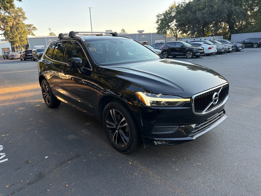 Used 2021 Volvo XC60 Momentum SUV