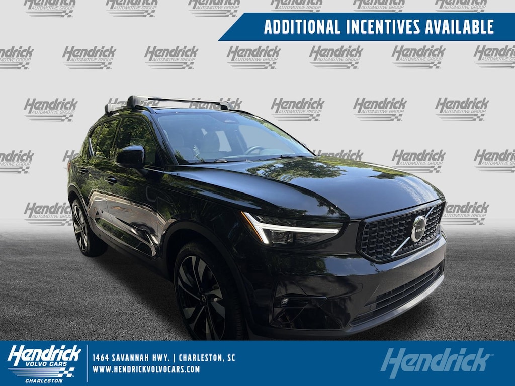 New 2026 Volvo XC40 B5 Ultra SUV