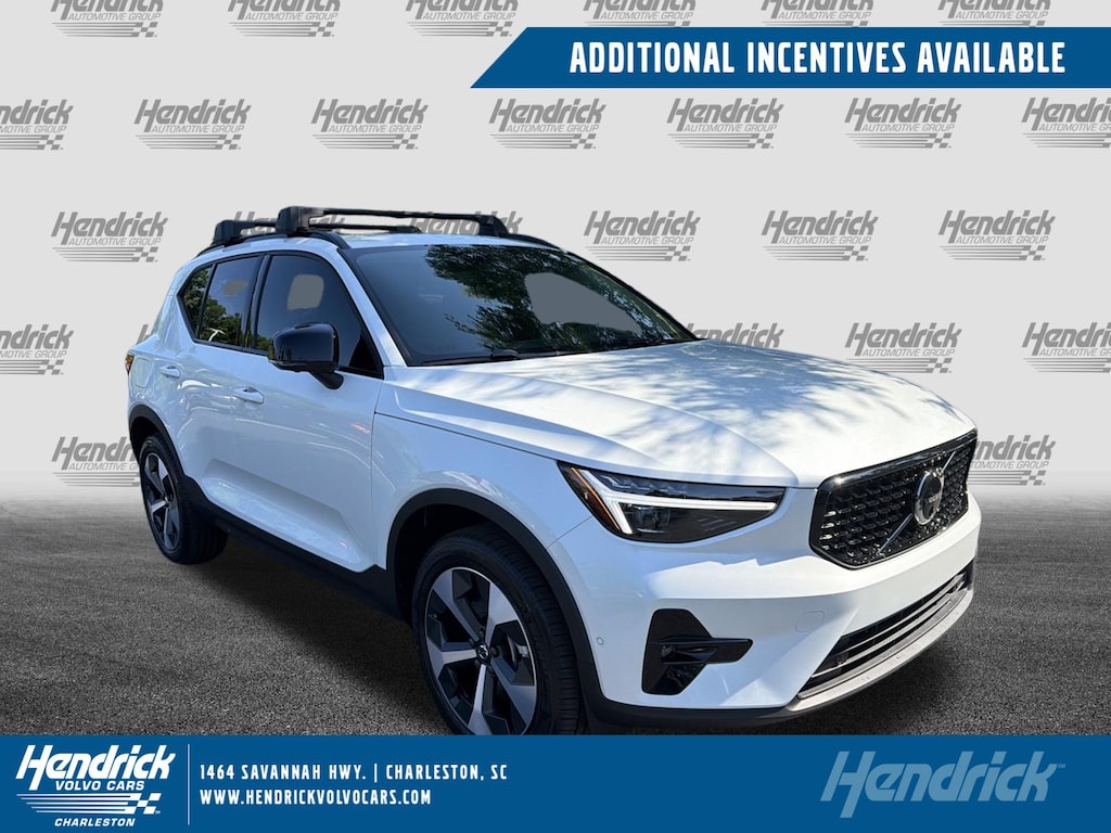 New 2026 Volvo XC40 B5 Plus SUV