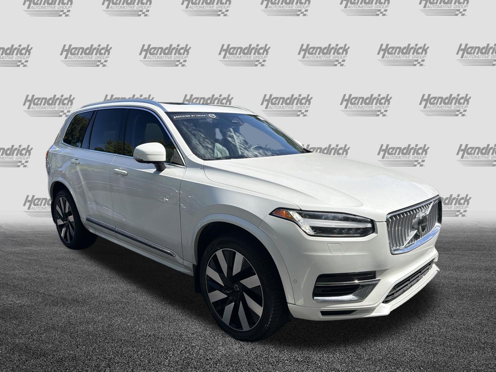 2025 Volvo XC90 Plug-In Hybrid Ultra SUV