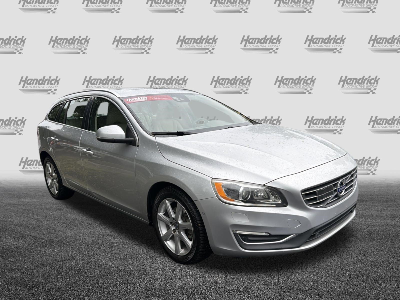 2016 Volvo V60 T5 Drive-E Platinum Wagon